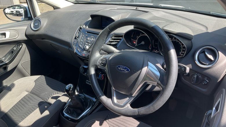 Ford Fiesta 1.0 EcoBoost Zetec 5dr Petrol Hatchback